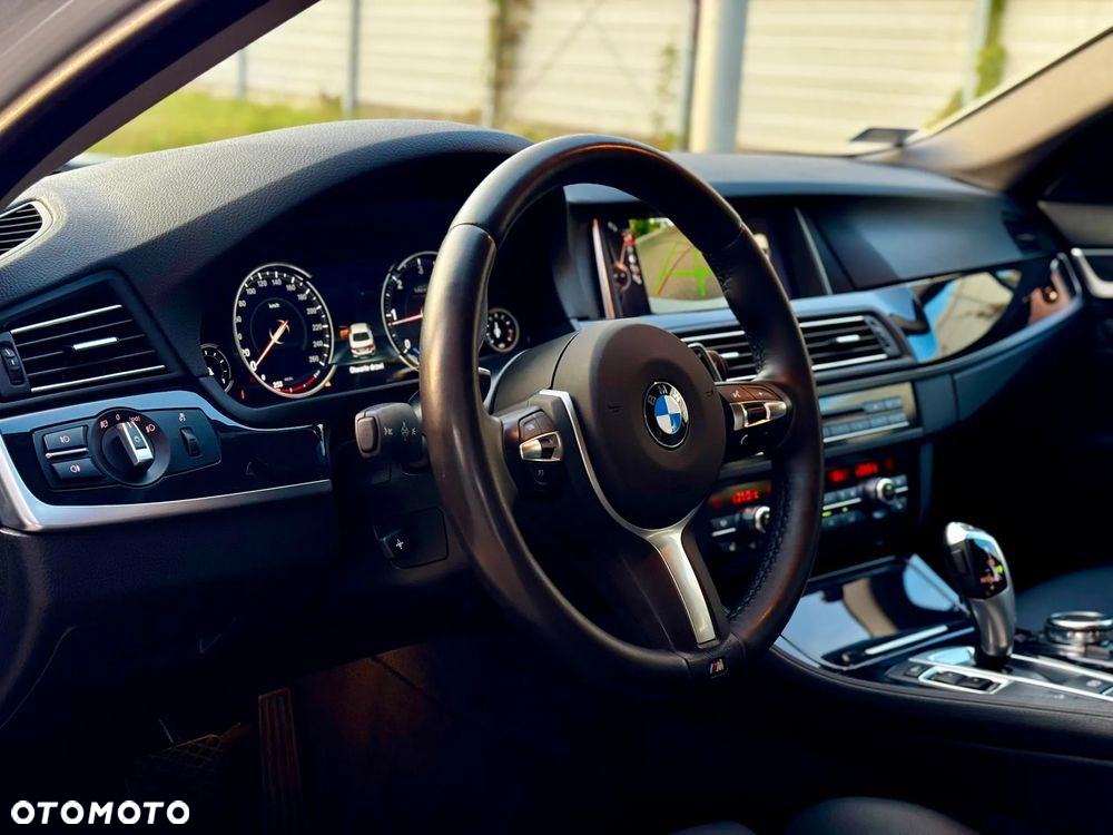 BMW Seria 5 520d xDrive M Sport sport - 17