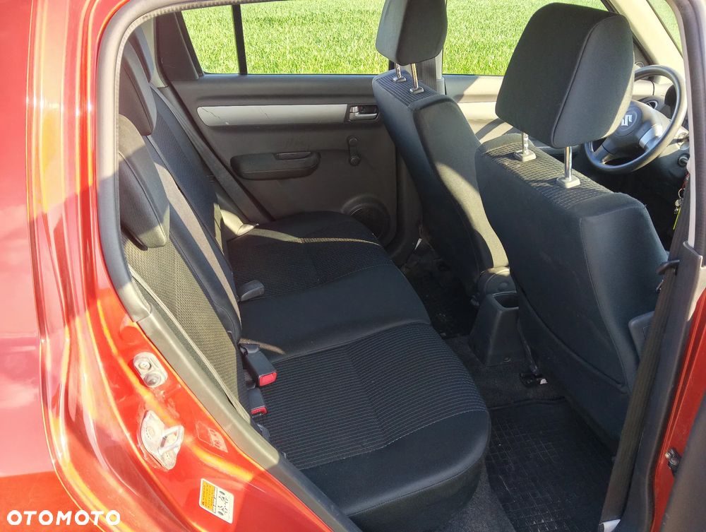 Suzuki Swift - 5