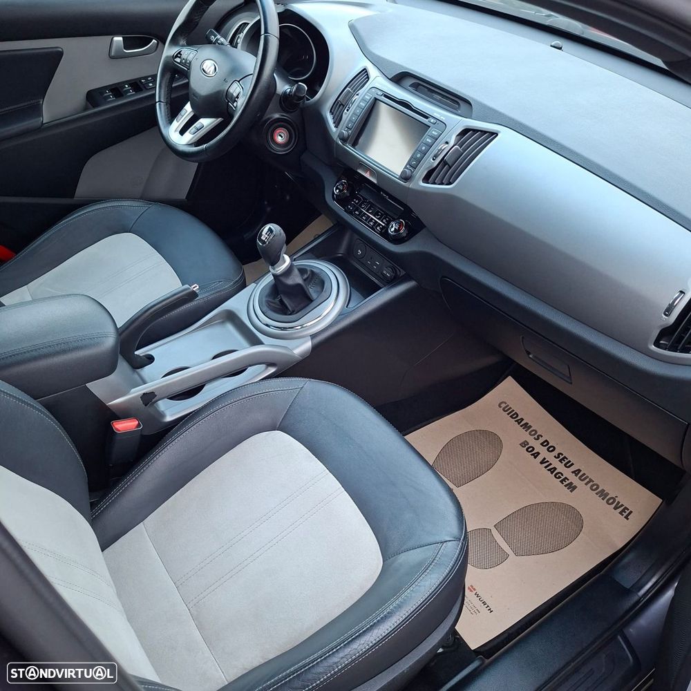 Kia Sportage 1.7 CRDi ISG TX Navi - 21
