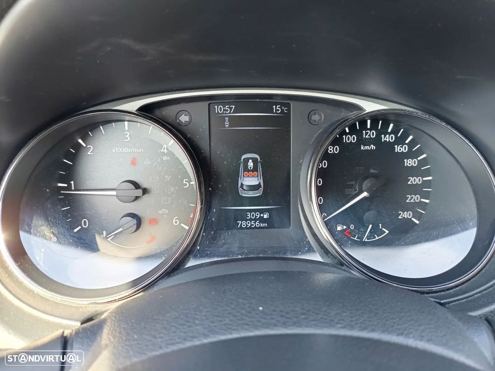 Nissan X-Trail 1.6 dCi 360 - 26