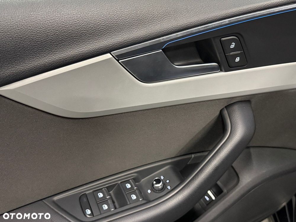 Audi A4 Limousine - 18