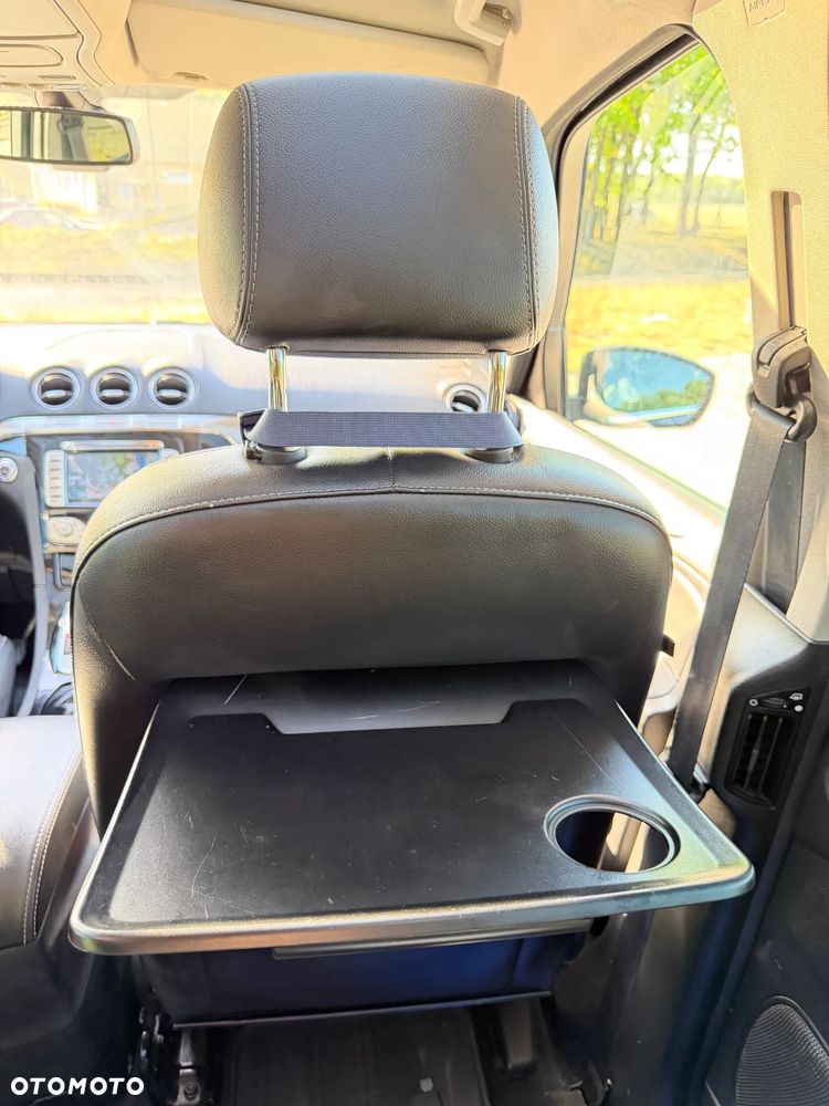 Ford Galaxy 2.0 EcoBoost Titanium - 26