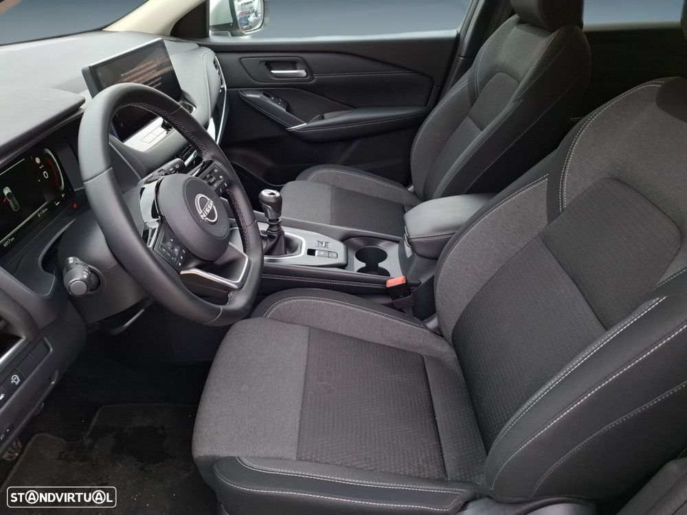 Nissan Qashqai 1.3 DIG-T N-Connecta LED - 11