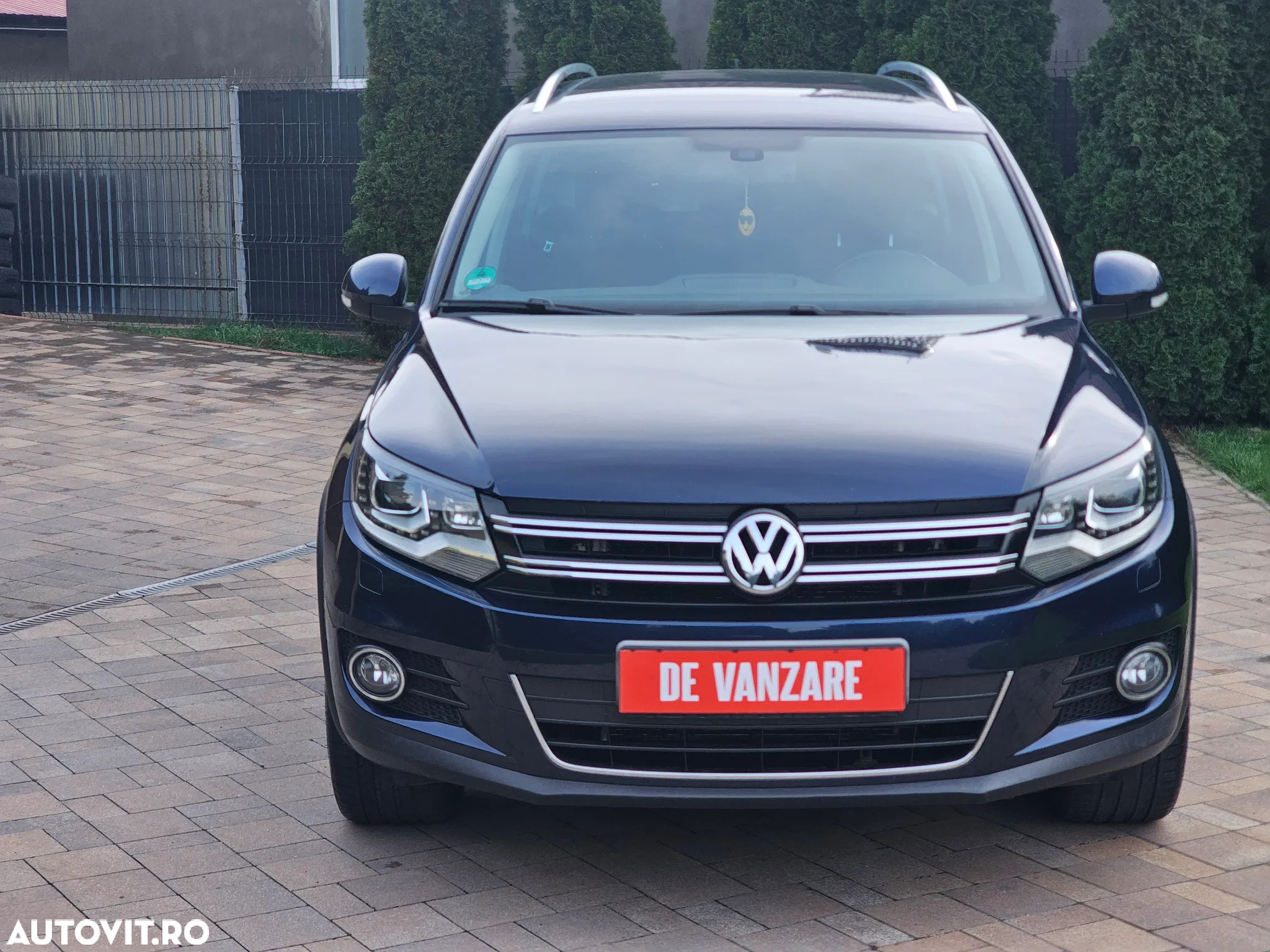 Volkswagen Tiguan 2.0 TDI 4Motion DSG Sport & Style - 5