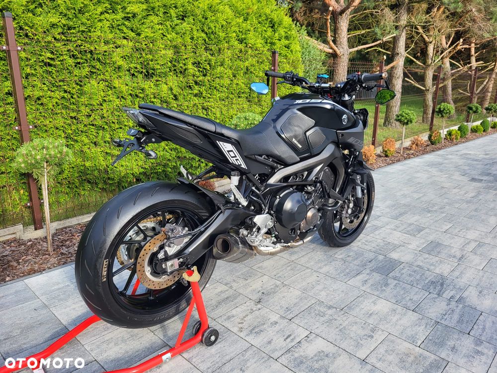 Yamaha MT - 22