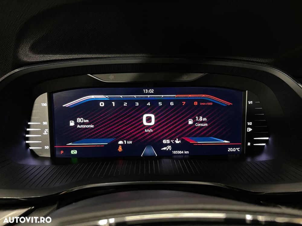 Skoda Octavia 2.0 TSI DSG RS - 29