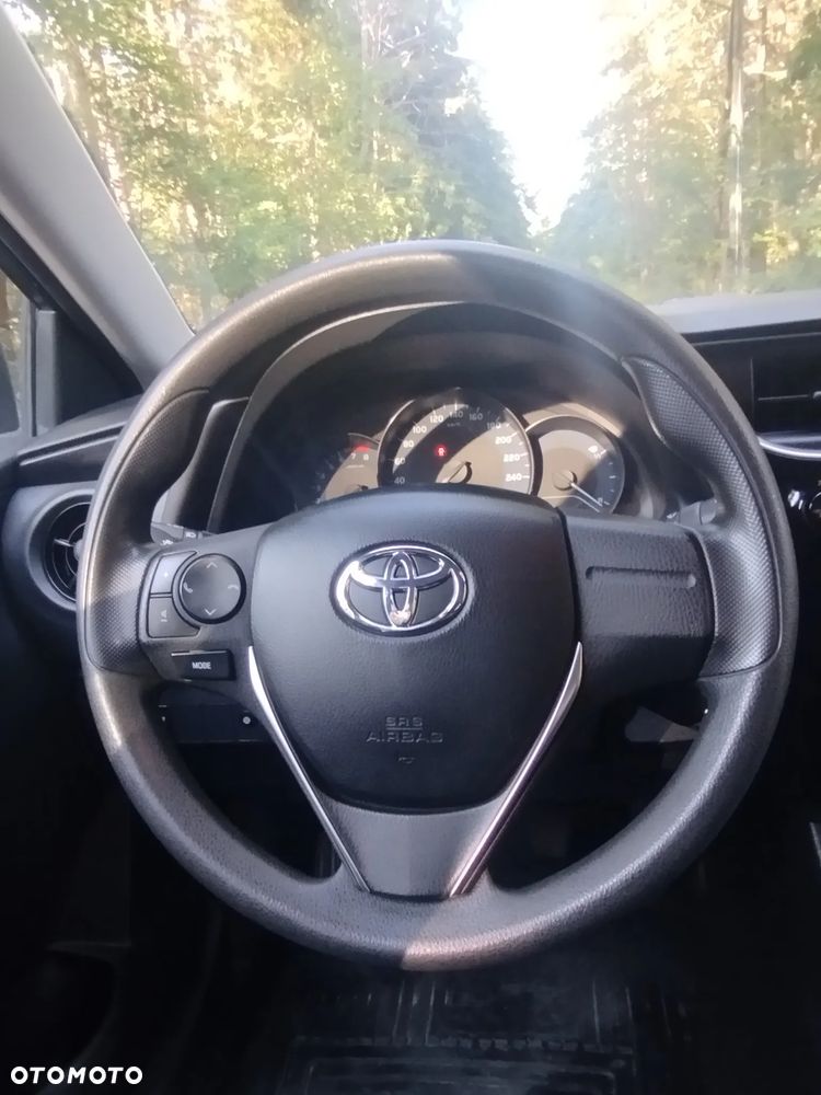 Toyota Corolla 1.6 Active - 7