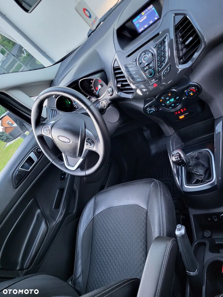 Ford EcoSport 1.0 EcoBoost TITANIUM - 17