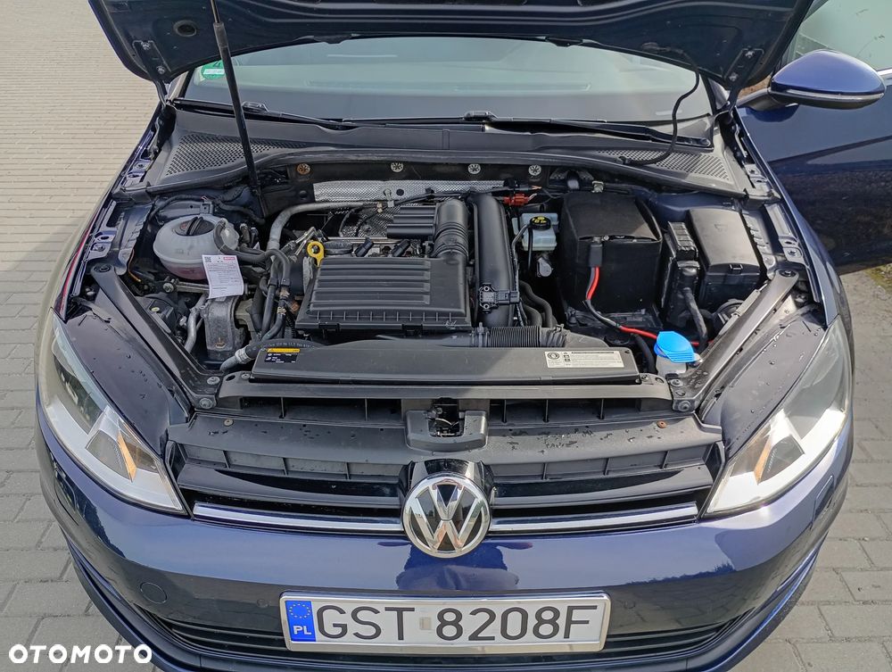 Volkswagen Golf 1.2 TSI BlueMotion Technology Cup - 23