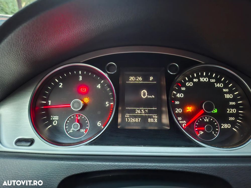 Volkswagen Passat CC - 11