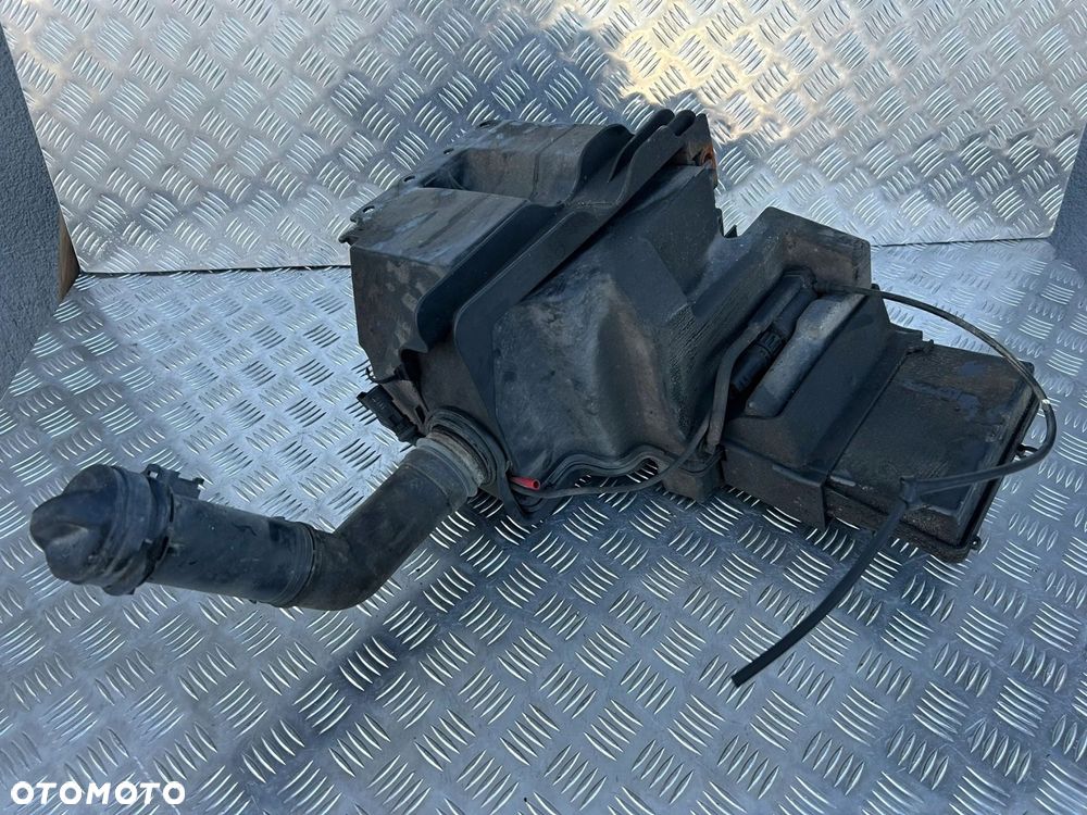 ZBIORNICZEK ZBIORNIK PŁYNU SPRYSKIWACZY SCANIA NTG - 1