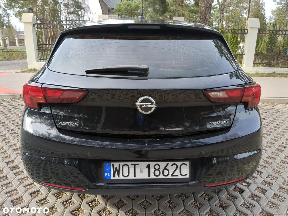 Opel Astra 1.4 T GPF Dynamic S&S - 11