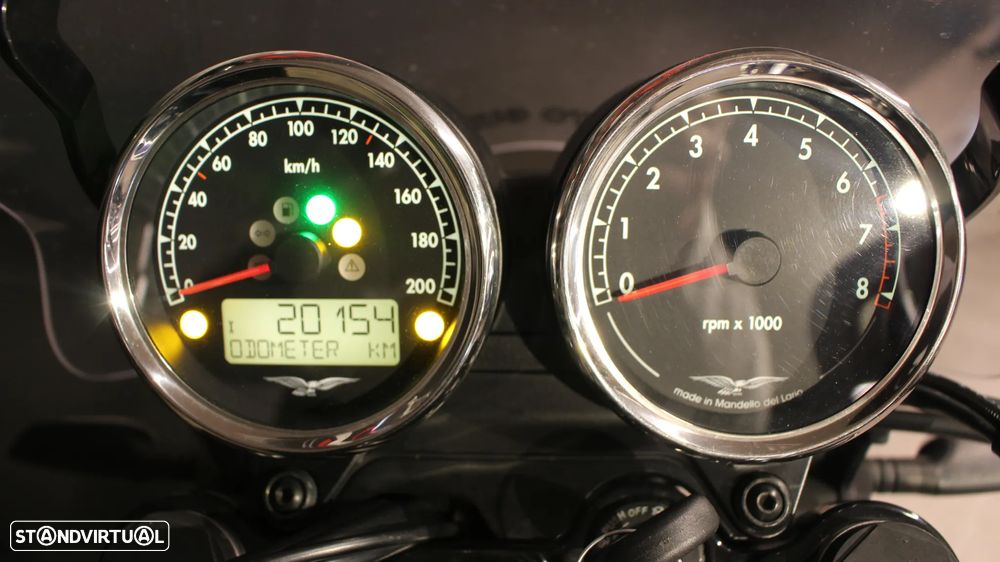 Moto Guzzi V7 SPECIAL - 11