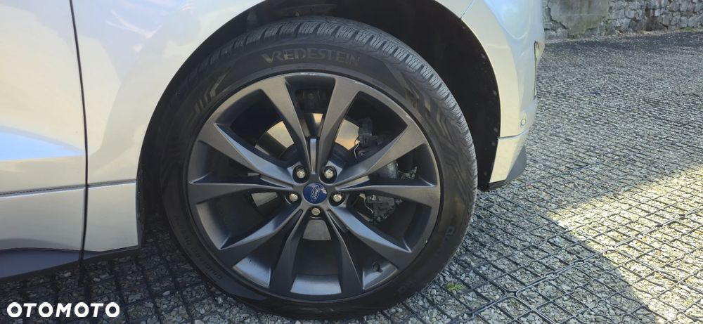 Ford Edge - 33