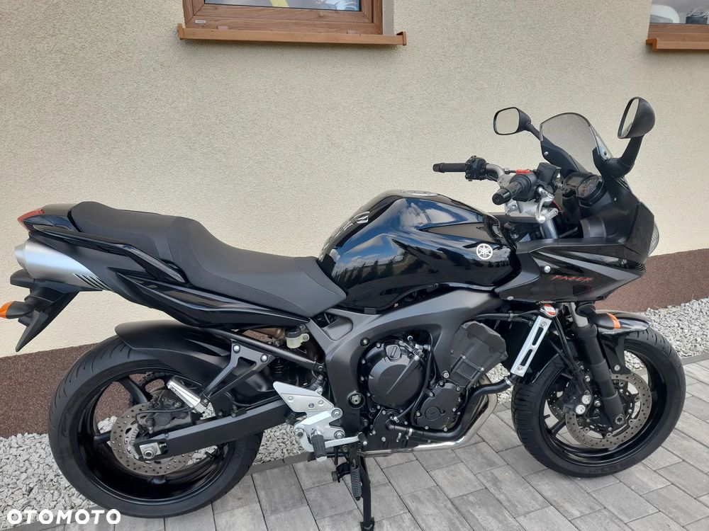 Yamaha FZ6 - 21
