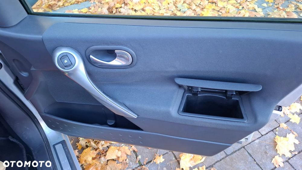 Renault Megane 1.9 dCi Expression - 20