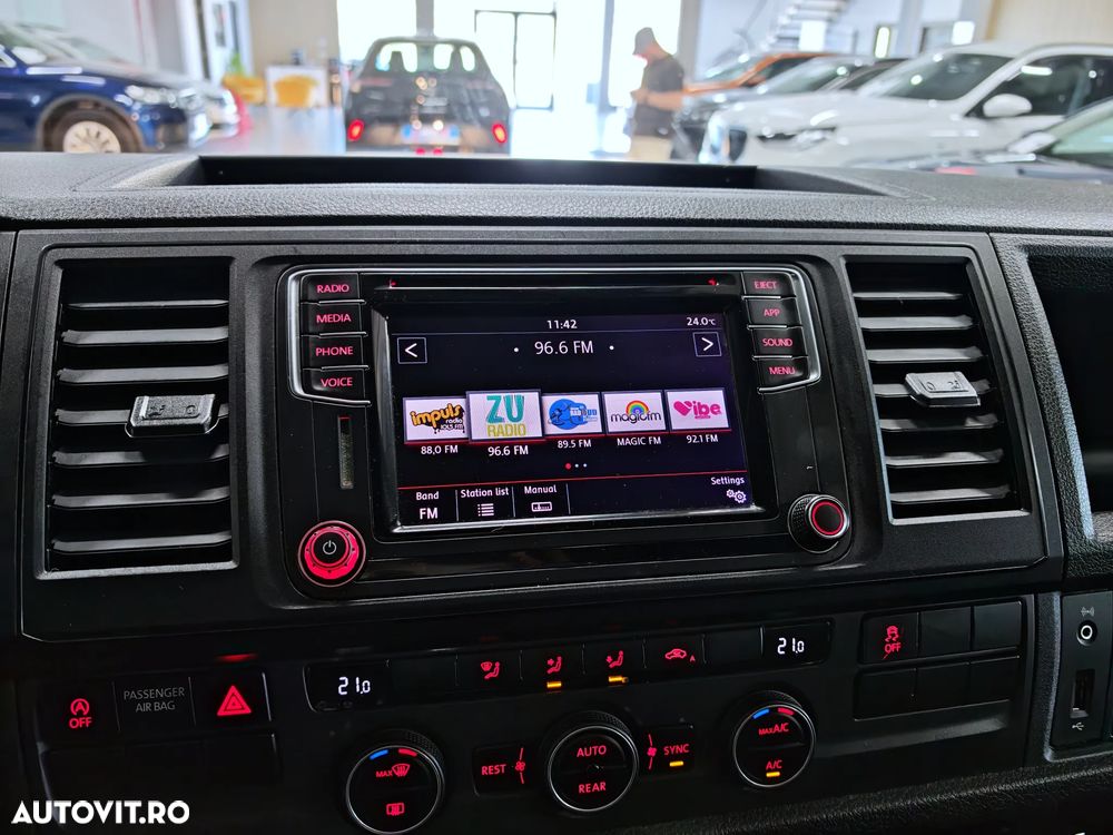 Volkswagen Caravelle 2.0 TDI 110 kW KR Comfortline - 16