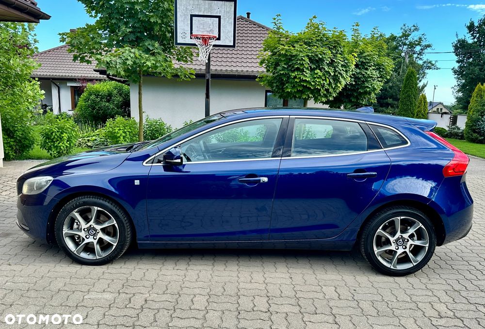 Volvo V40 D4 Drive-E Ocean Race - 8