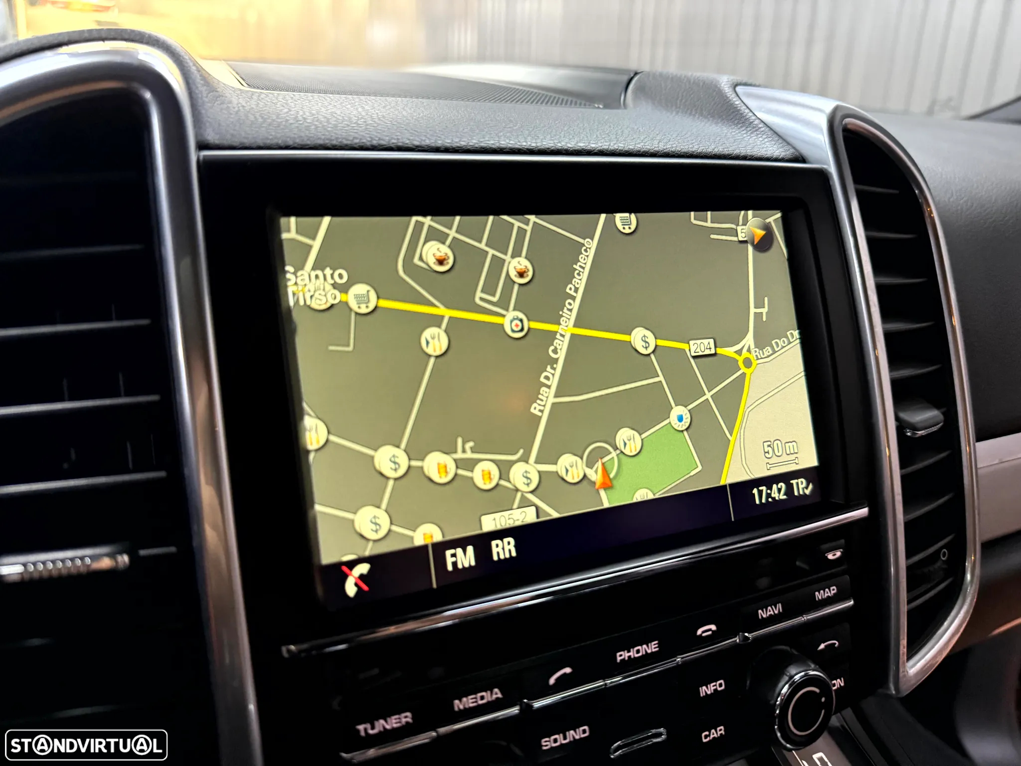Porsche Cayenne - 41