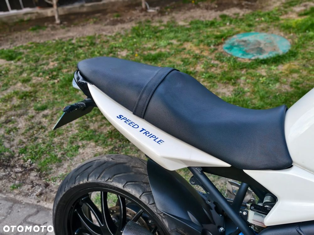 Triumph Speed Triple - 7