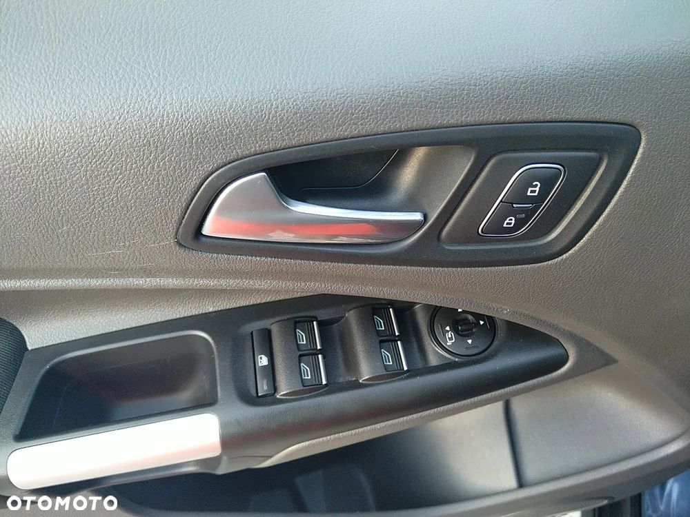 Ford Tourneo Connect - 17