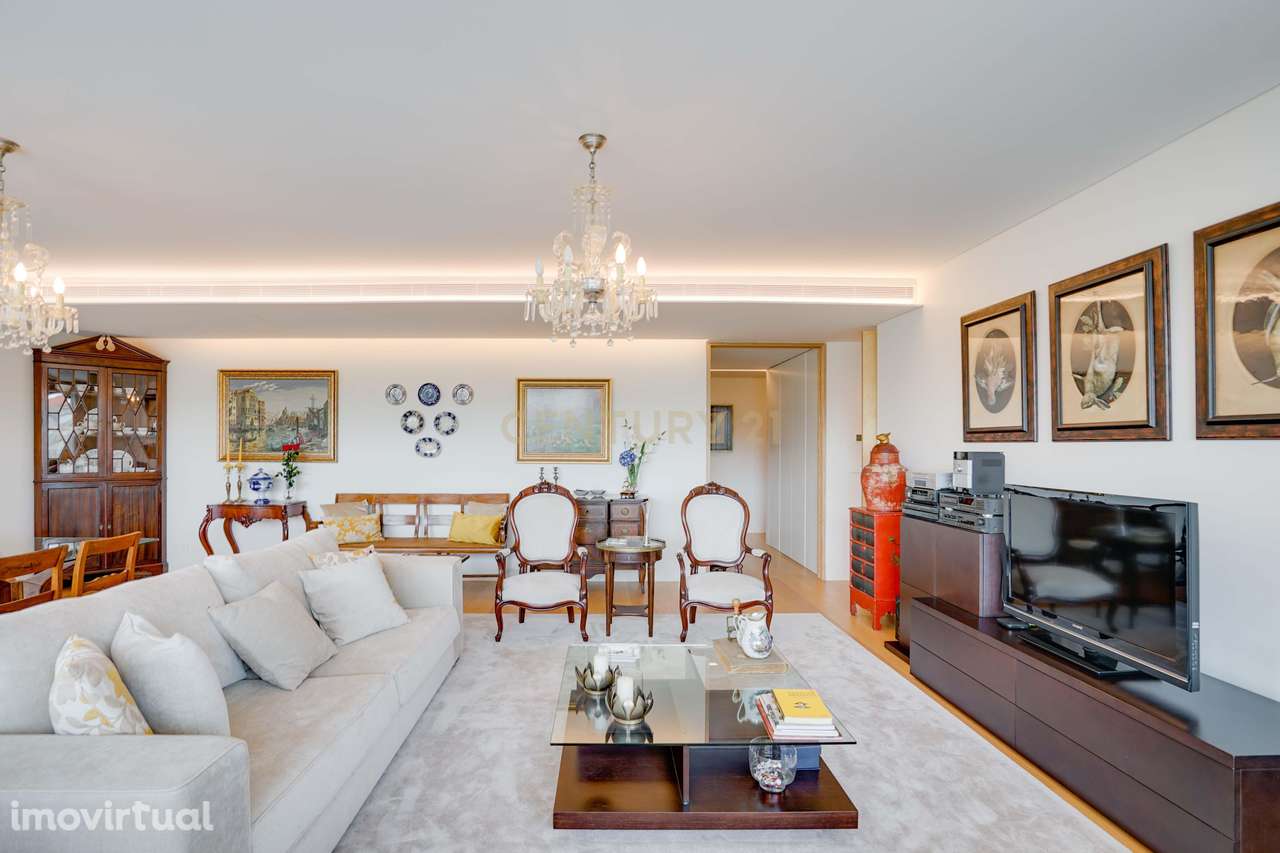 Luxuoso e Elegante Apartamento T3 em Avenidas Novas, Lisboa - Grande imagem: 3/20