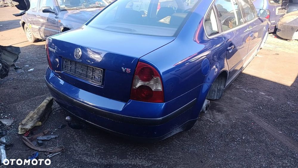 35515 Volkswagen passat b5 fl 2.3v5 na części skrzynia EAA lakier LC5X - 12