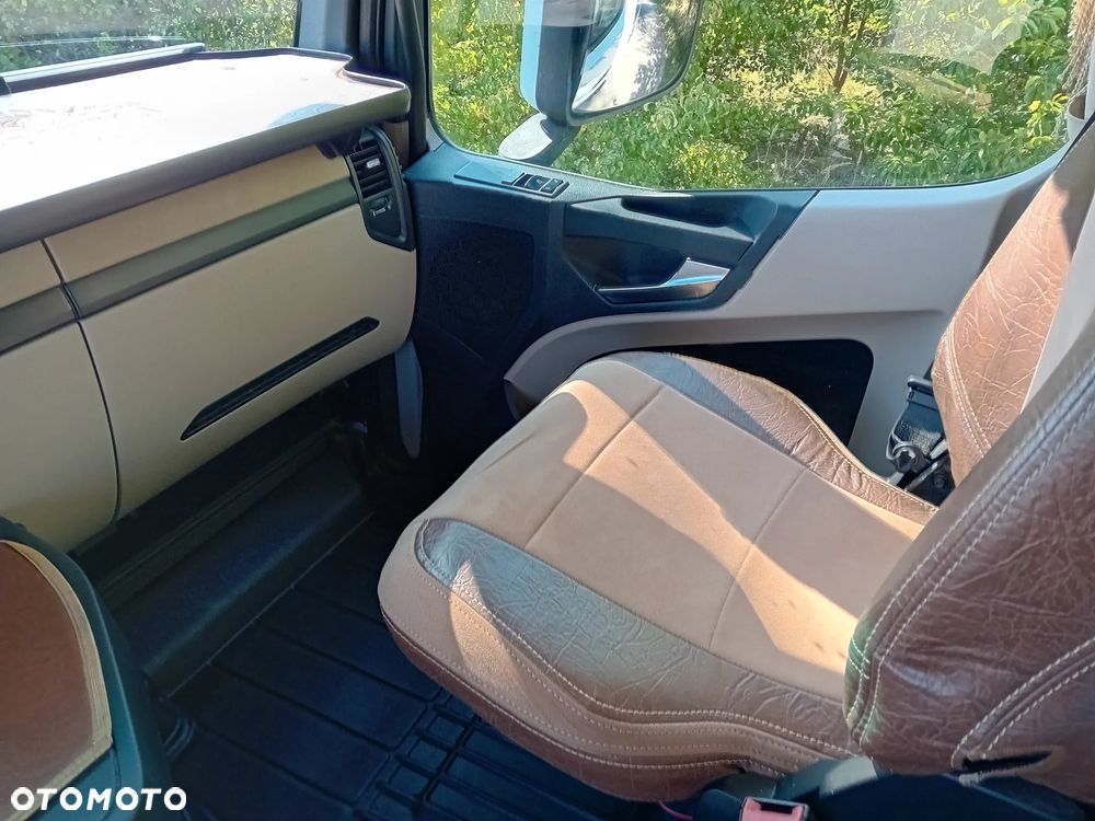 Mercedes-Benz ACTROS - 20