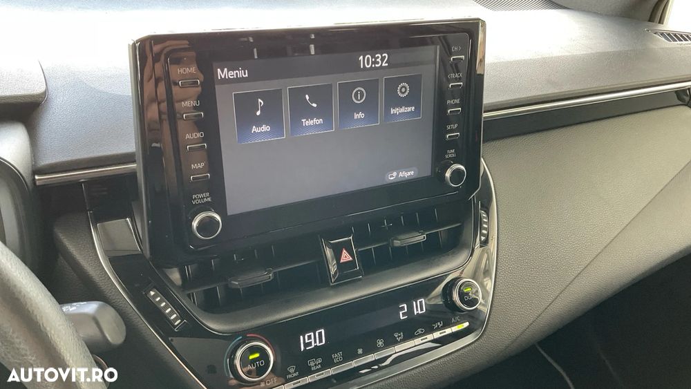 Toyota Corolla 1.8 HSD Eco - 19