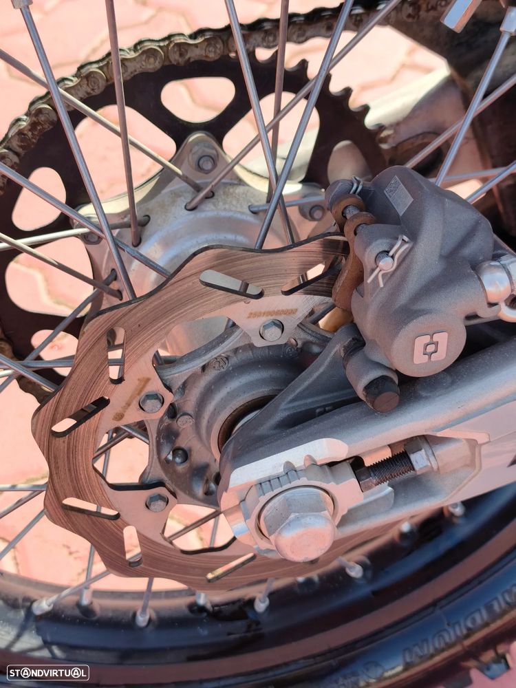 Husqvarna FE FE 250 - 32