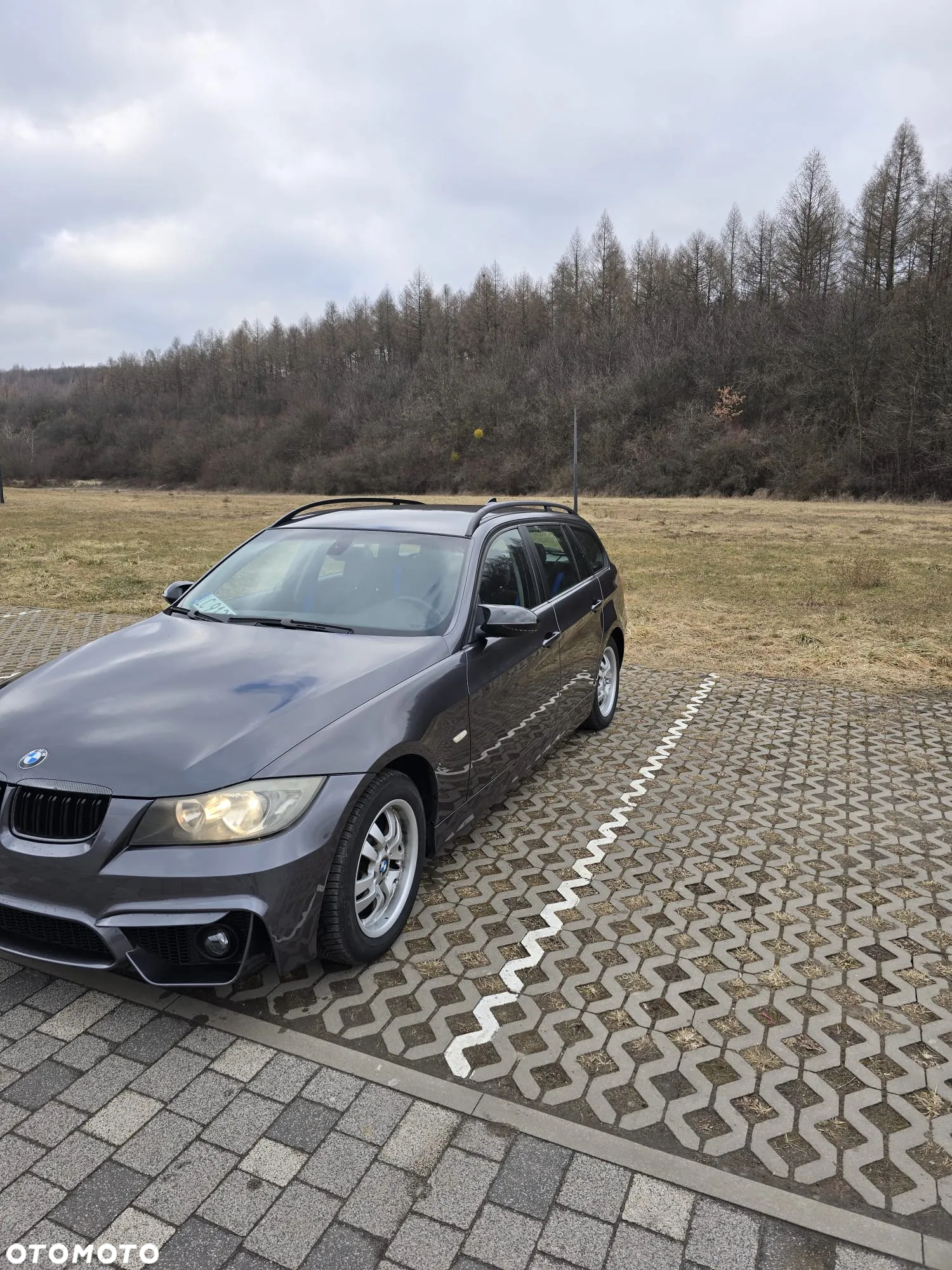 BMW Seria 3 320i - 5