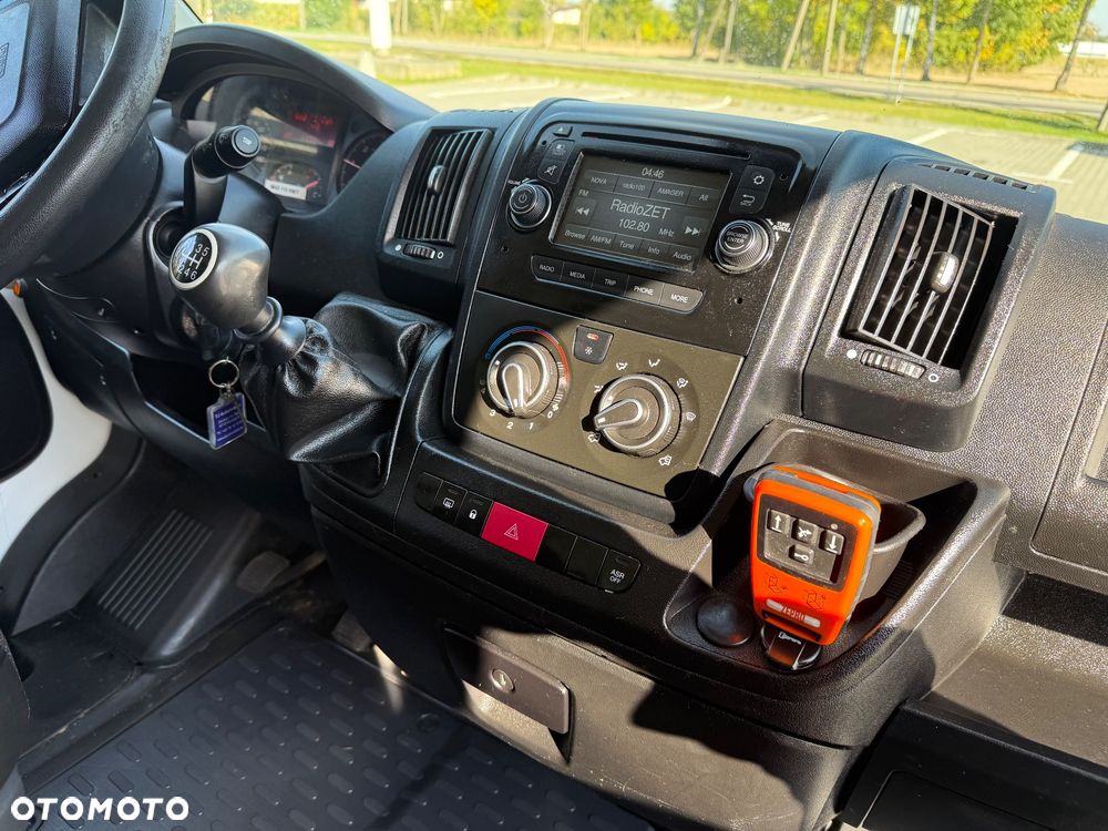 Citroën JUMPER 3.0 HDI - 16