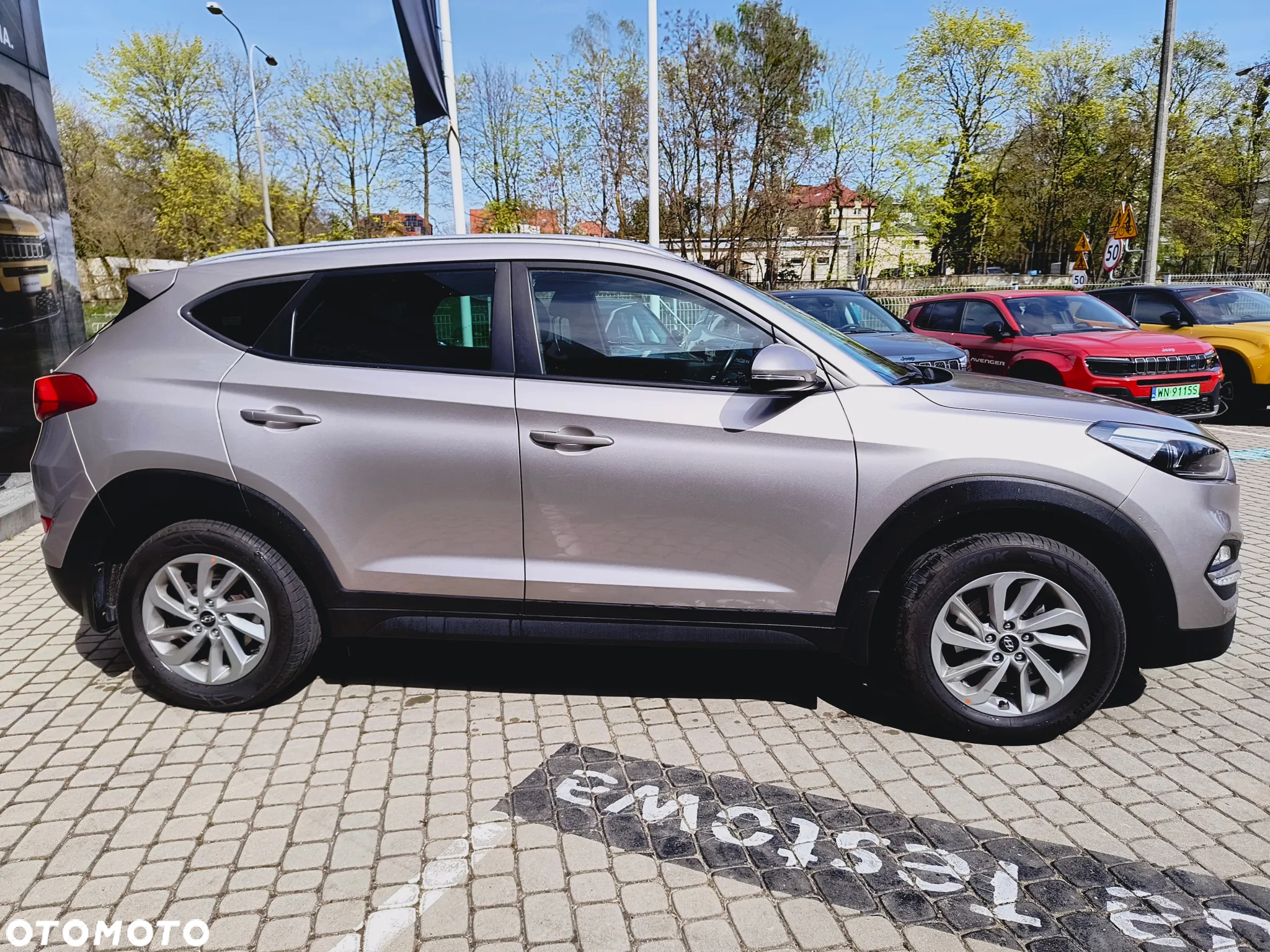 Hyundai Tucson 1.6 GDI BlueDrive Comfort 2WD - 2