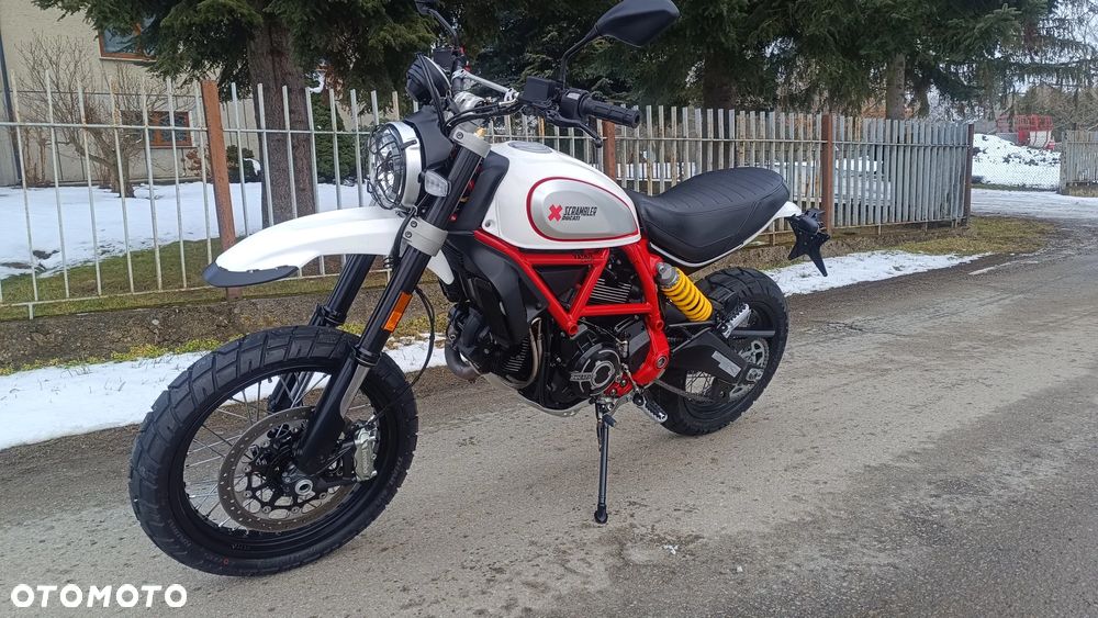 Ducati Scrambler - 1