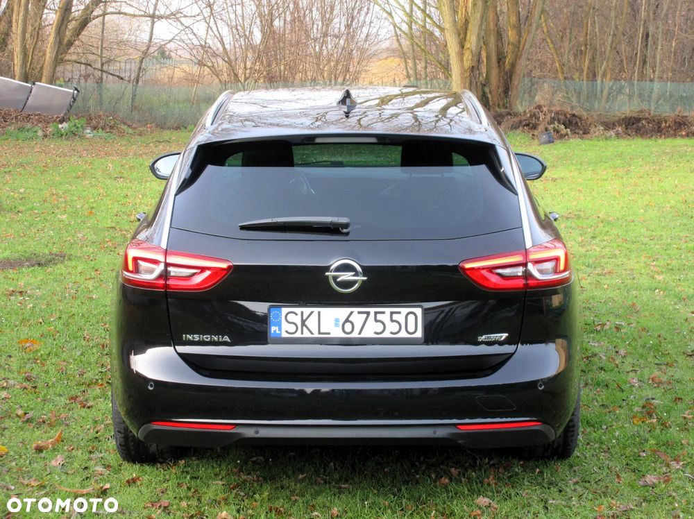 Opel Insignia 1.5 T Exclusive S&S - 9