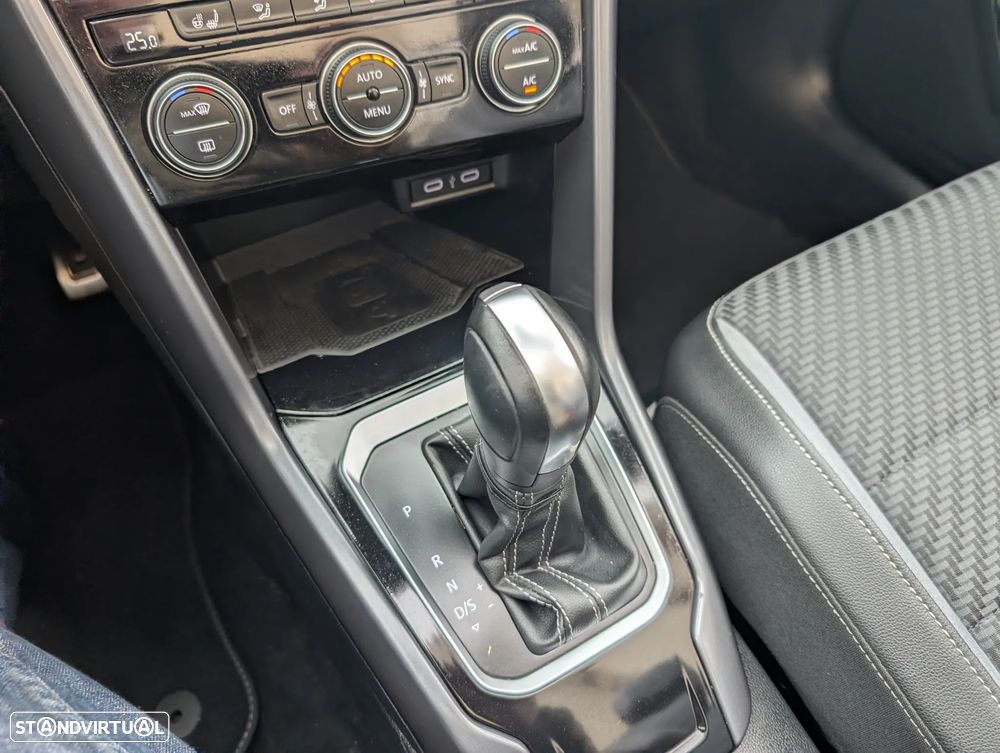 VW T-Roc Cabrio 1.5 TSI R-Line DSG - 20