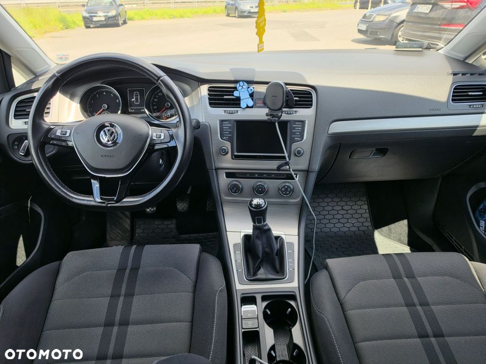 Volkswagen Golf 1.4 TSI BMT Comfortline - 8