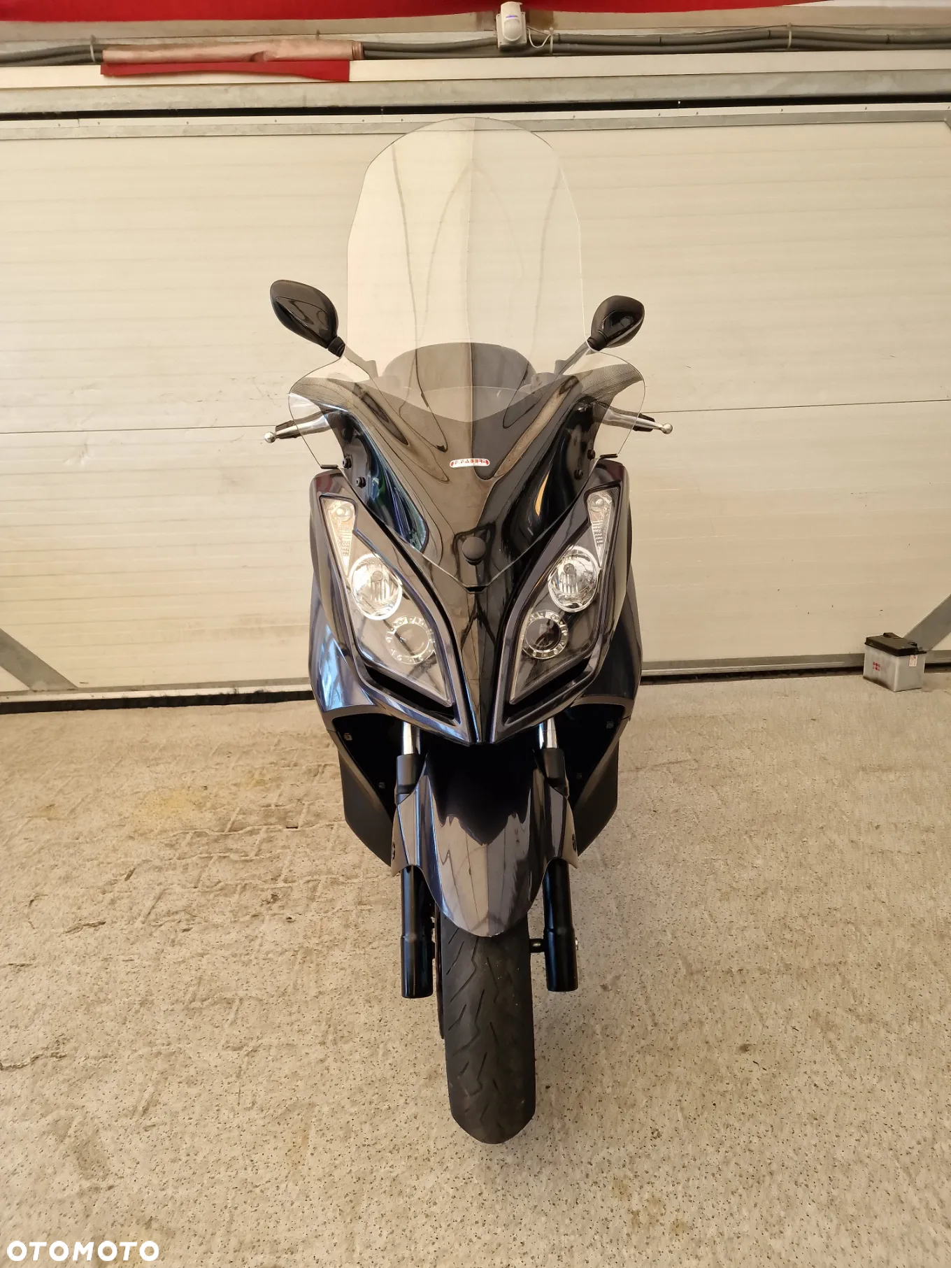 Kymco Downtown - 12