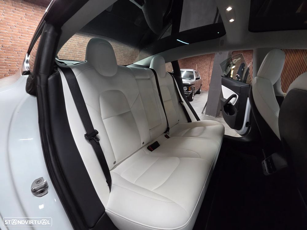 Tesla Model 3 Long Range AWD Dual Motor - 21