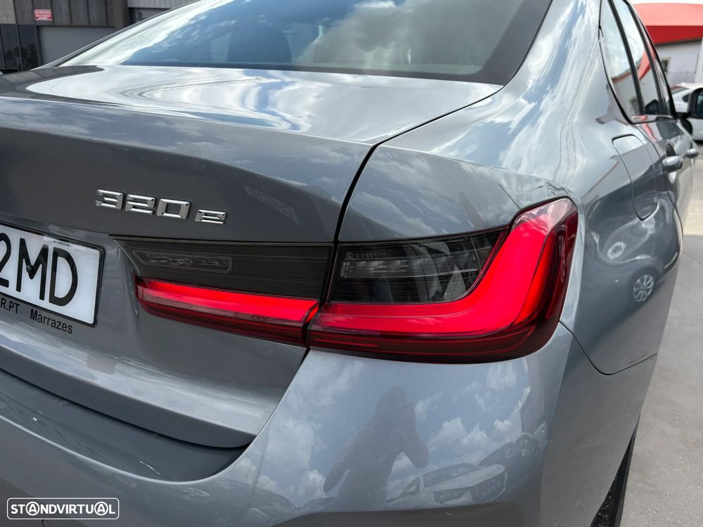 BMW 320 e Line Luxury Auto - 10