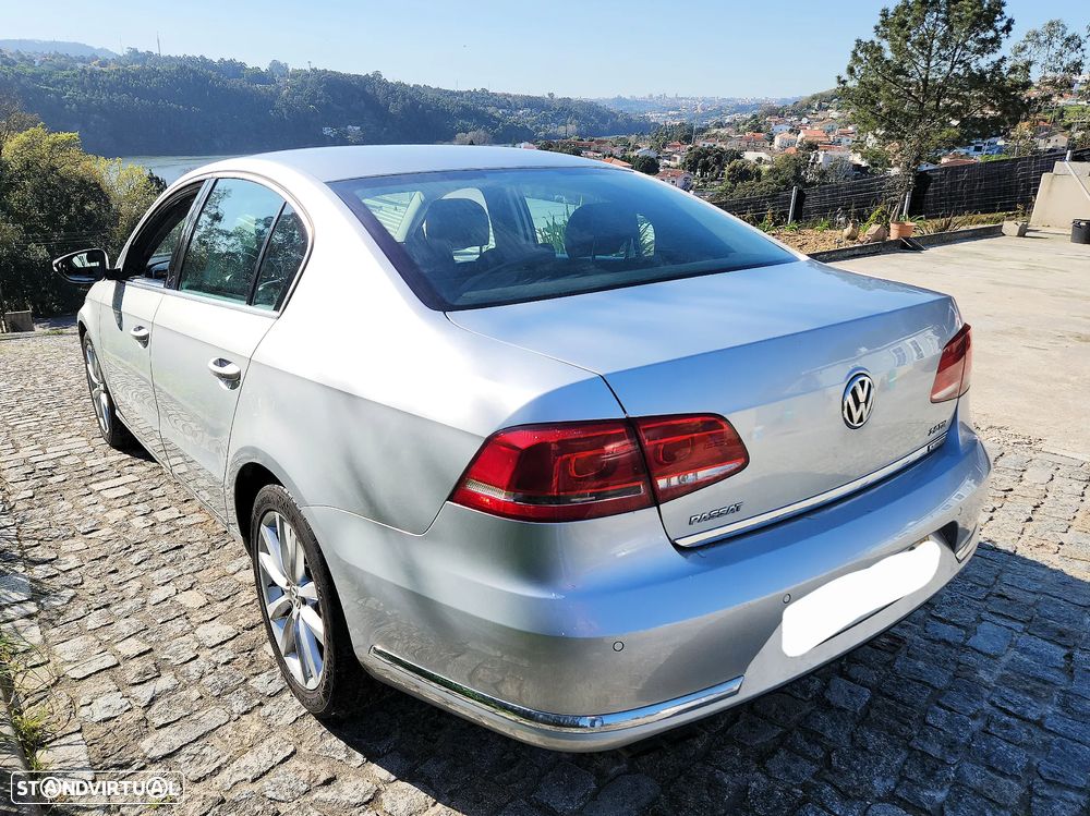 VW Passat 2.0 TDI Highline - 4