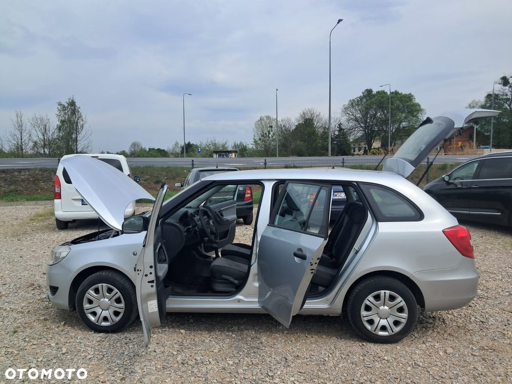 Skoda Fabia - 10