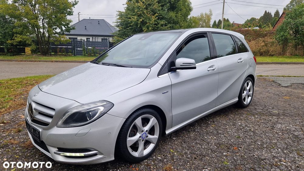 Mercedes-Benz Klasa B 200 CDI (BlueEFFICIENCY) - 1