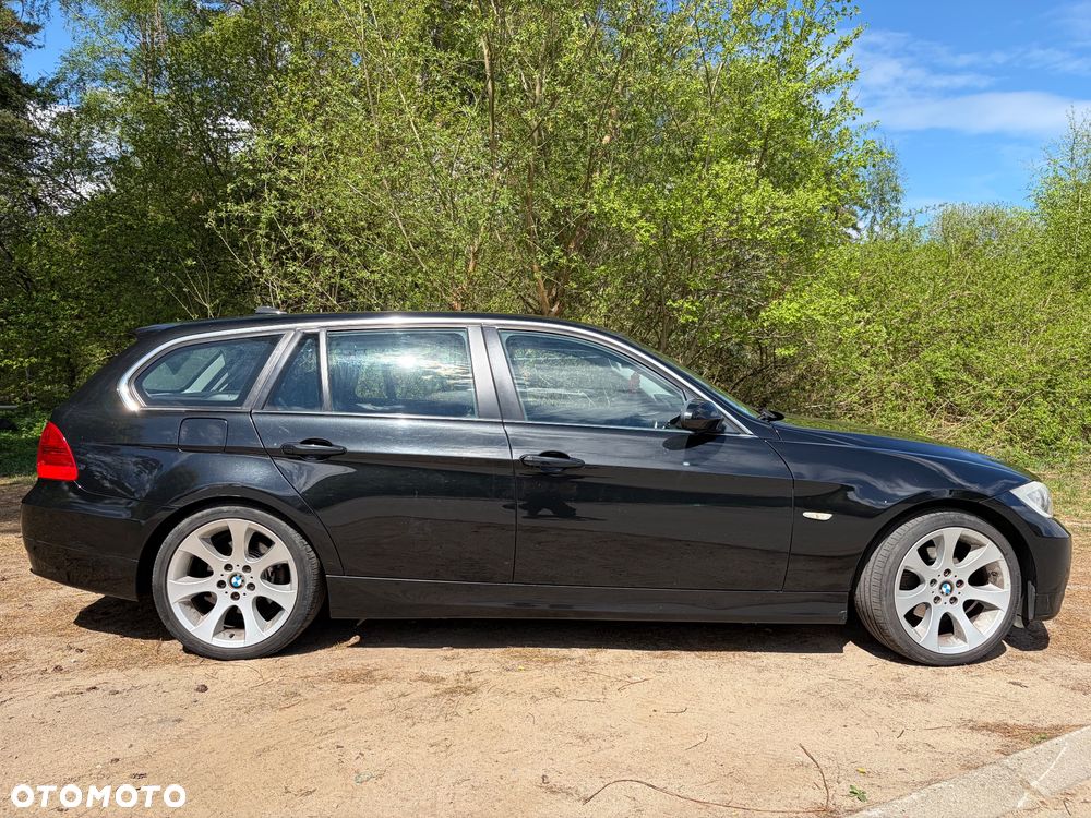 BMW Seria 3 325i - 6