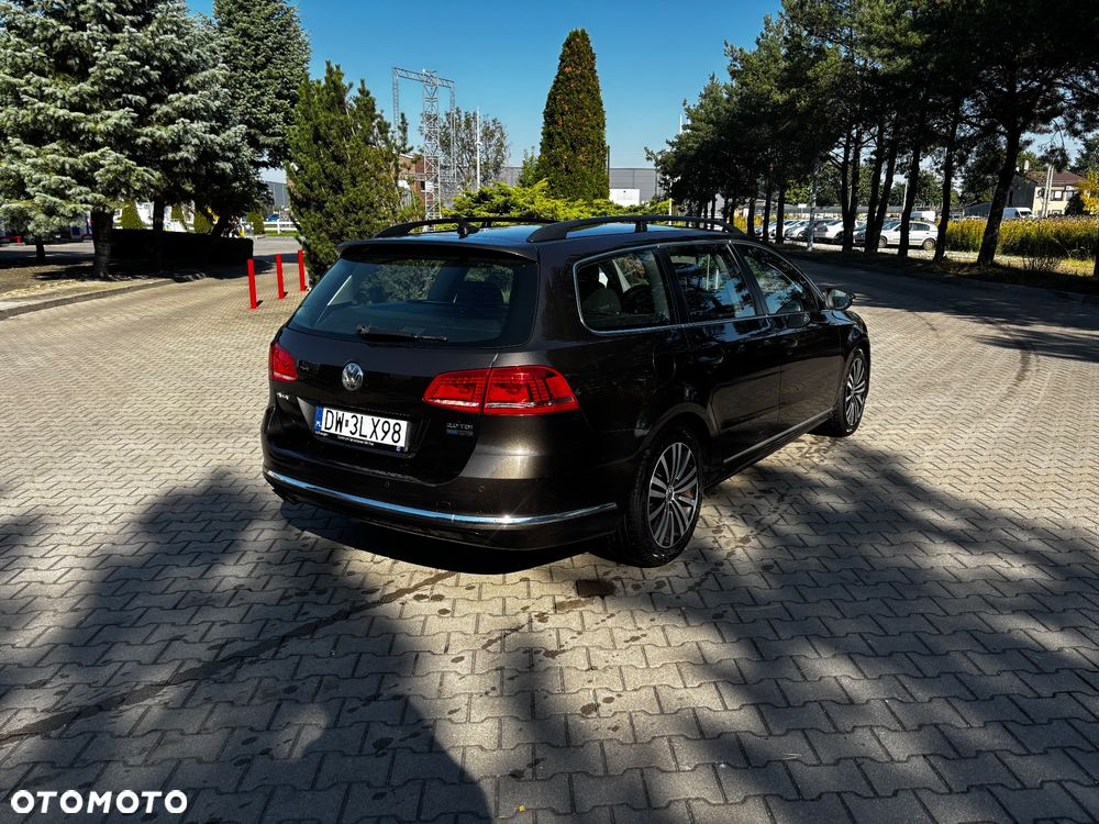 Volkswagen Passat - 14