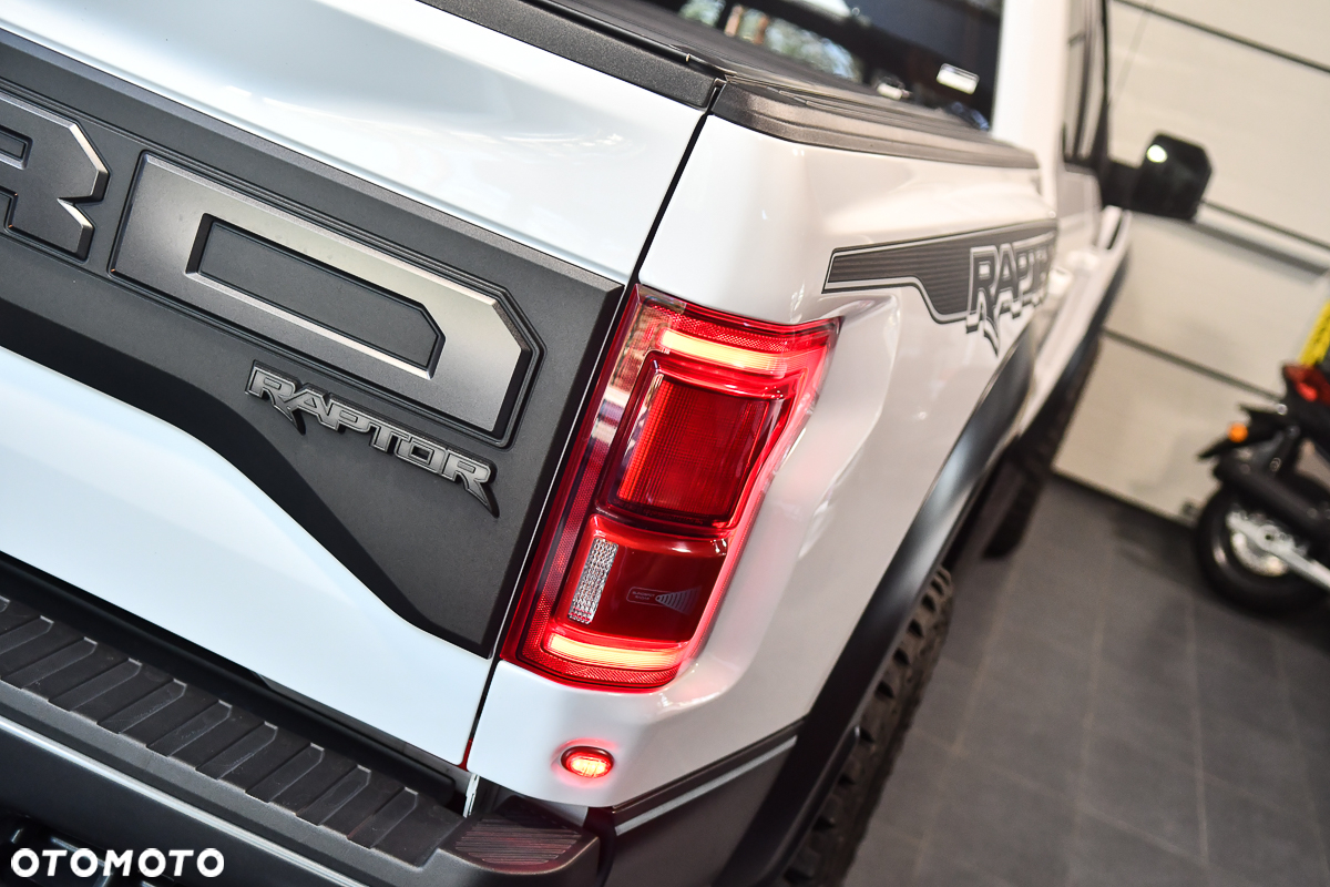 Ford F150 - 18