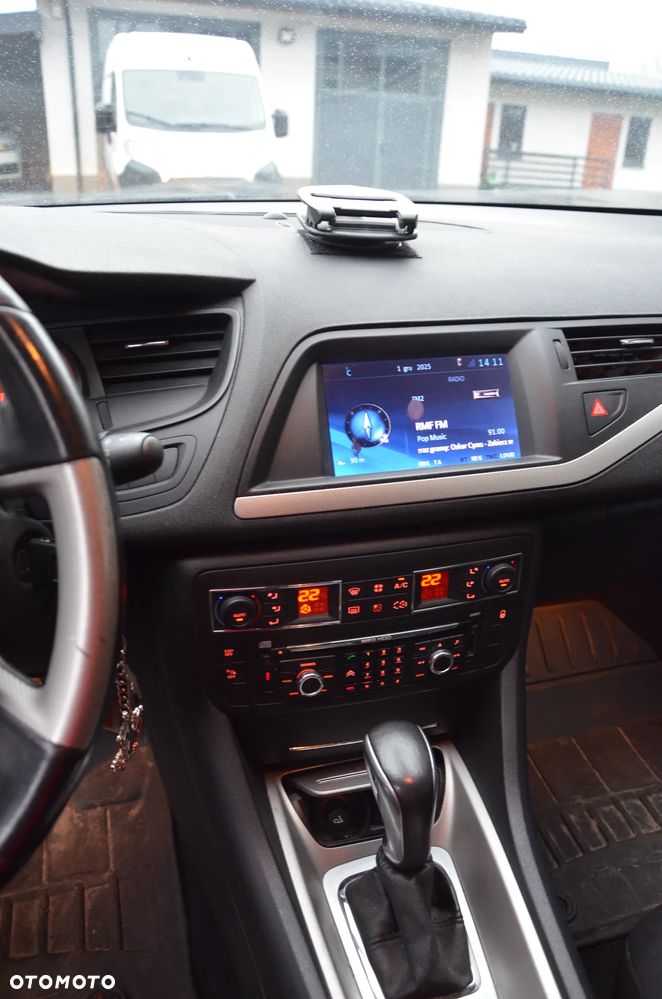 Citroën C5 2.0i 16V Exclusive Equilibre Navi - 13