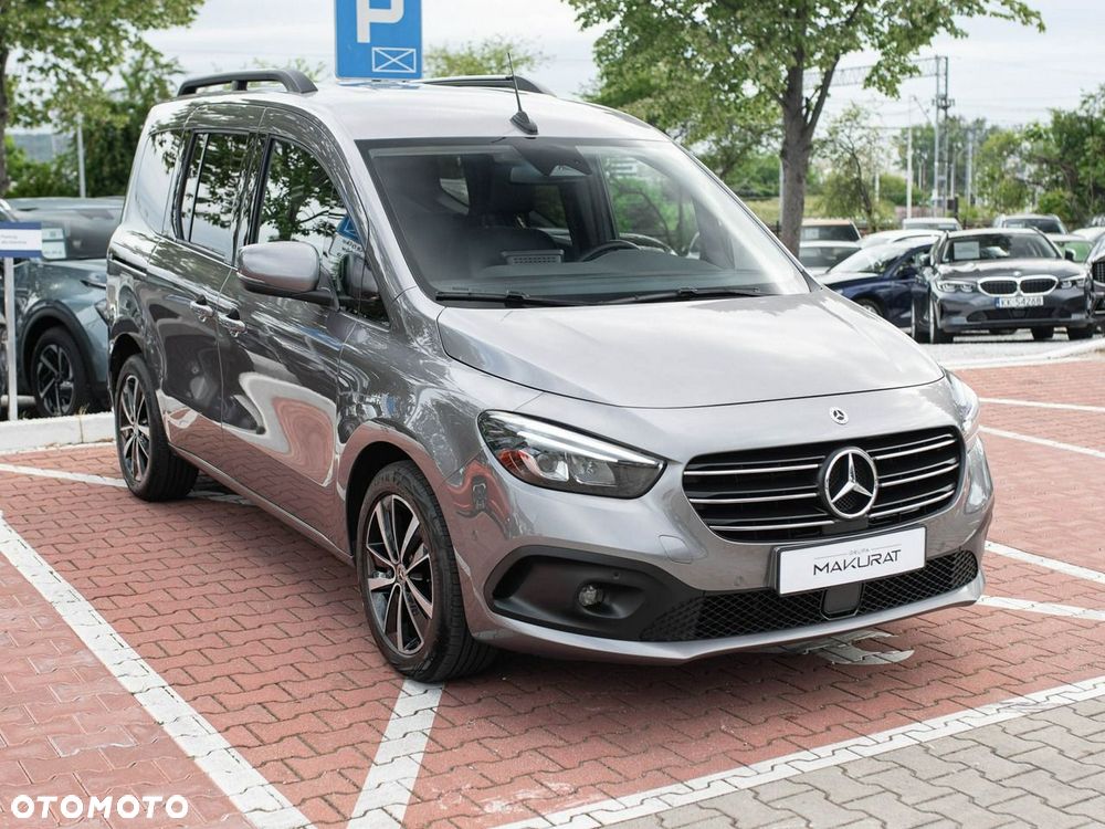 Mercedes-Benz Klasa T 180 d - 4