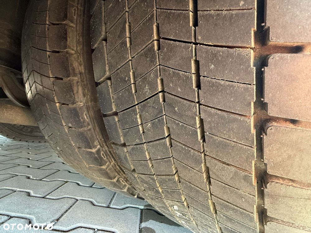 MAN TGX 26.420 / FIRANKA / WINDA / 23 EUROPALETY / 6x2 / AUTOMAT / EURO 6 / OŚ PODNOSZONA / DUŻA KABINA / 2019 ROK - 23