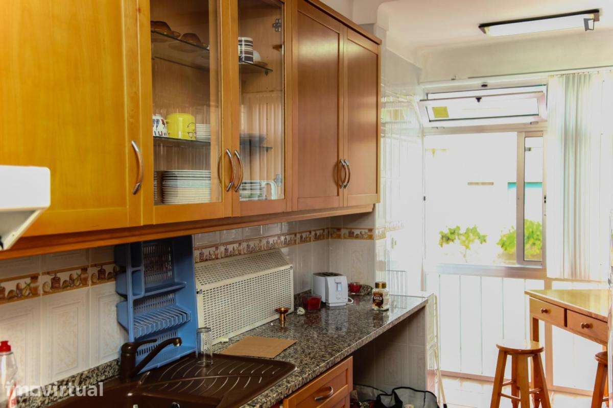 Quarto - localizado em Arregaça Coimbra - Grande imagem: 4/12